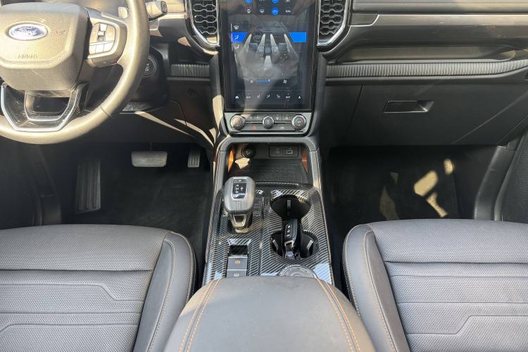 Used Ford Ranger 2023 Trailblazer 4x4 Automatic Off-Road Version – Gasoline Interior 8