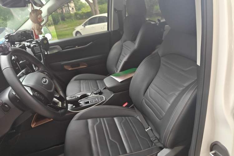 Used Ford Ranger 2023 Trailblazer 4x4 Automatic Version – Gasoline Left Front Seat