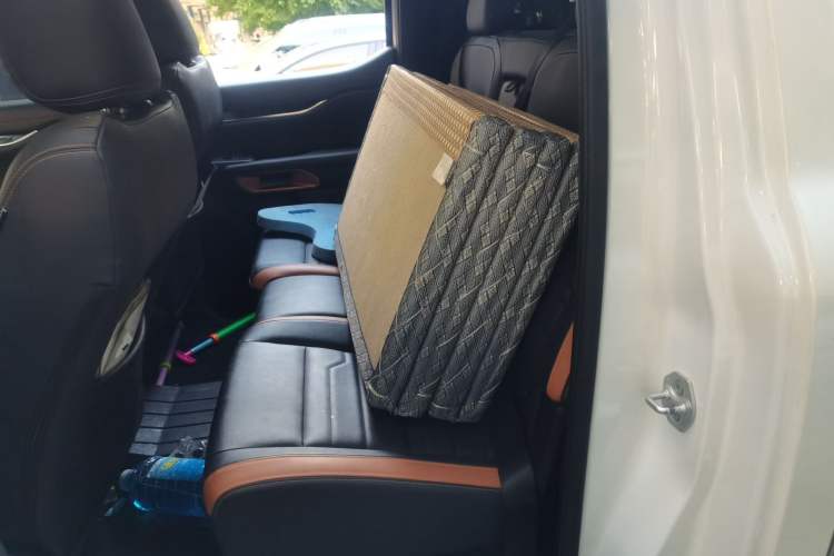 Used Ford Ranger 2023 Trailblazer 4x4 Automatic Version – Gasoline Left Rear Seat