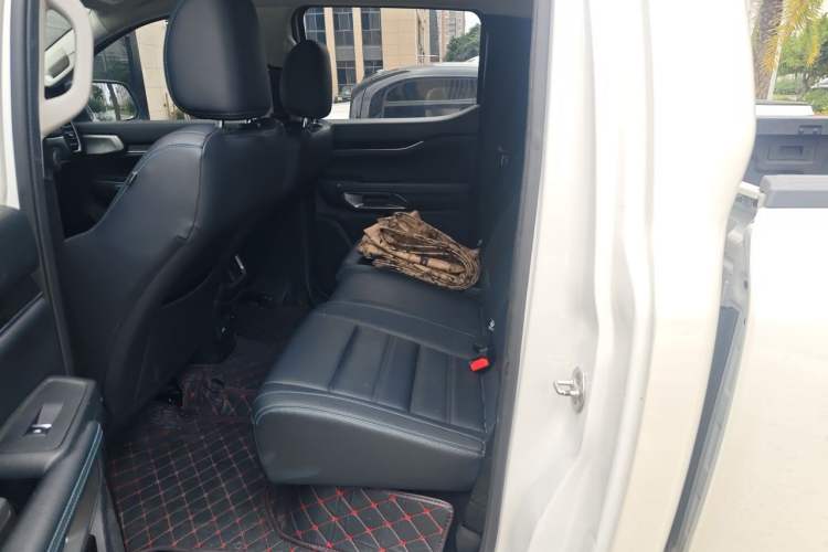 Used Ford Ranger 2023 Shanlin 4x4 Automatic Version Gasoline Left Rear Seat