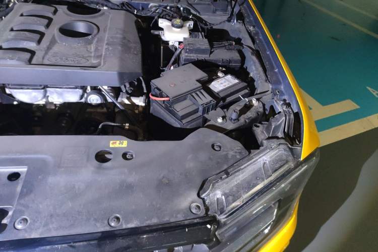 Used Ford Ranger 2023 Trailblazer 4x4 Automatic Version – Gasoline Engine Bay Left