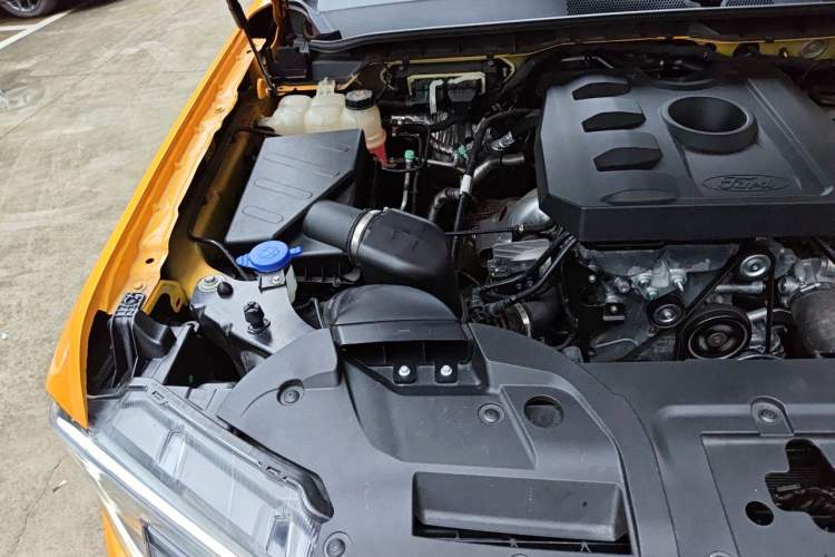Used Ford Ranger 2023 Wild Terrain 4x4 Automatic Version Gasoline Engine Bay Right