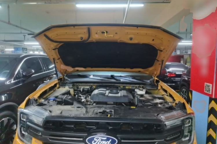 Used Ford Ranger 2023 Trailblazer 4x4 Automatic Off-Road Version – Gasoline Engine Bay