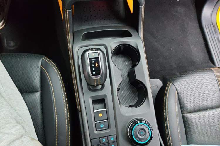 Used Ford Ranger 2023 Wild Terrain 4x4 Automatic Version Gasoline Gear Lever
