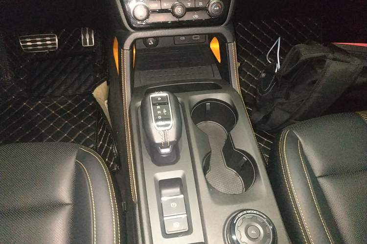Used Ford Ranger 2023 Wild Terrain 4x4 Automatic Version Gasoline Gear Lever