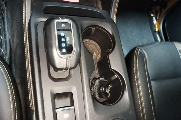 Used Ford Ranger 2023 Wild Terrain 4x4 Automatic Version Gasoline Gear Lever