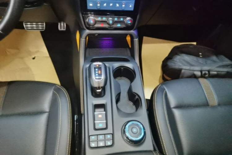 Used Ford Ranger 2023 Trailblazer 4x4 Automatic Off-Road Version – Gasoline Gear Lever