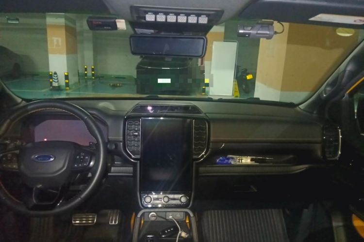 Used Ford Ranger 2023 Wild Terrain 4x4 Automatic Version Gasoline Headliner
