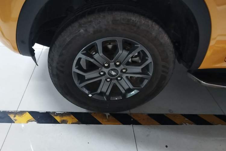 Used Ford Ranger 2023 Wild Terrain 4x4 Automatic Version Gasoline Left Front Wheel Hub
