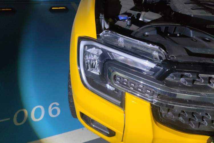 Used Ford Ranger 2023 Trailblazer 4x4 Automatic Version – Gasoline Right Front Headlight