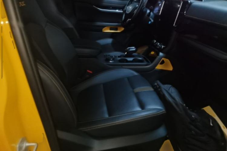 Used Ford Ranger 2023 Trailblazer 4x4 Automatic Off-Road Version – Gasoline Right Front Seat