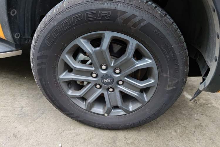 Used Ford Ranger 2023 Wild Terrain 4x4 Automatic Version Gasoline Right Front Wheel Hub