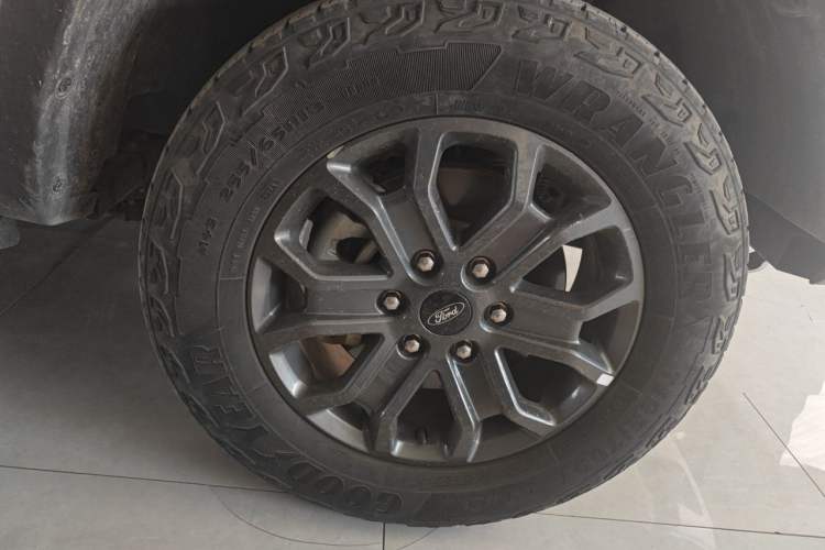 Used Ford Ranger 2023 Wild Terrain 4x4 Automatic Version Gasoline Right Front Wheel Hub