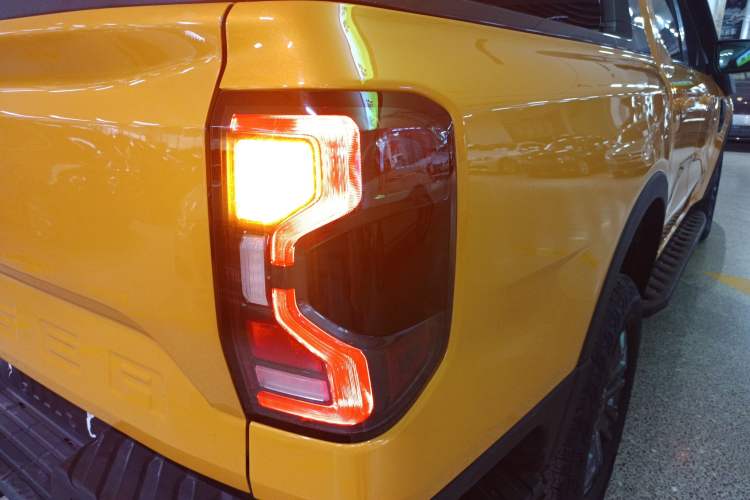 Used Ford Ranger 2023 Wild Terrain 4x4 Automatic Version Gasoline Right Rear Taillight