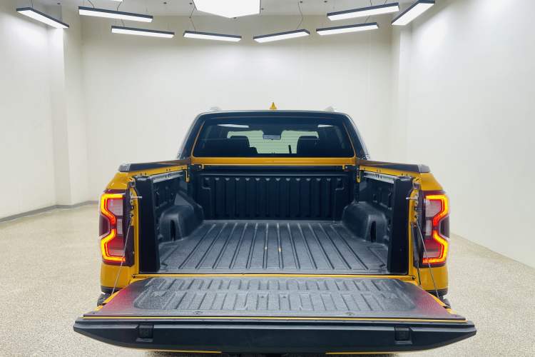 Used Ford Ranger 2023 1st Edition Diesel Trunk