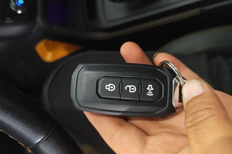 Used Ford Ranger 2023 Wild Terrain 4x4 Automatic Version Gasoline Vehicle Key
