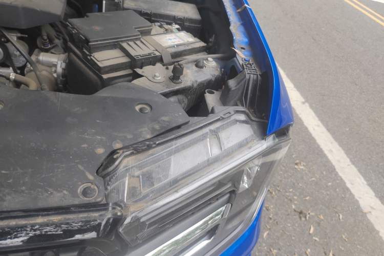 Used Ford Ranger  Engine Bay Left