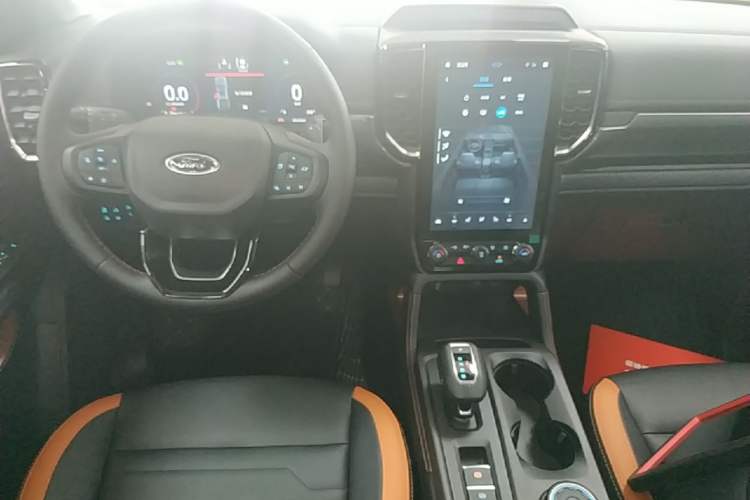 Used Ford Ranger 2025 Explore Four-Wheel Drive Automatic Version Diesel Audio And AC Panel