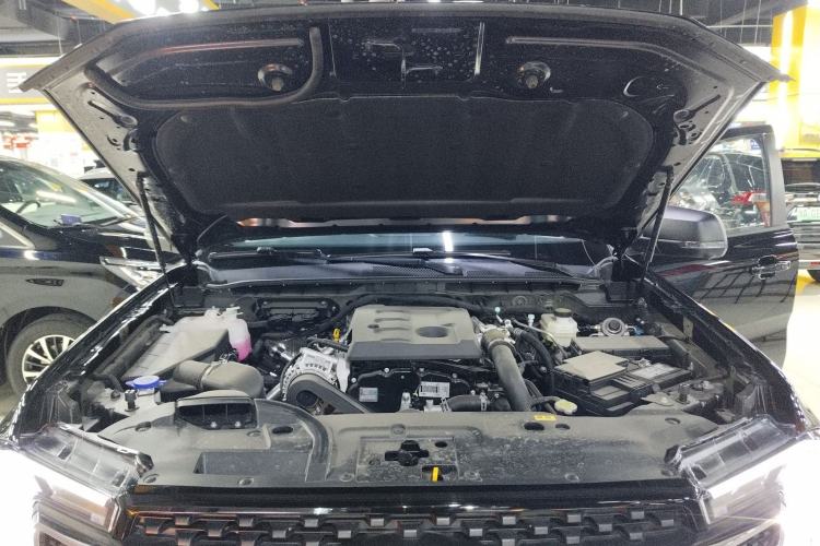 Used Ford Ranger 2025 Explore Four-Wheel Drive Automatic Version Diesel Engine Bay