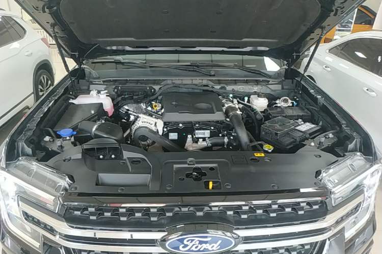 Used Ford Ranger 2025 Explore Four-Wheel Drive Automatic Version Diesel Engine Bay
