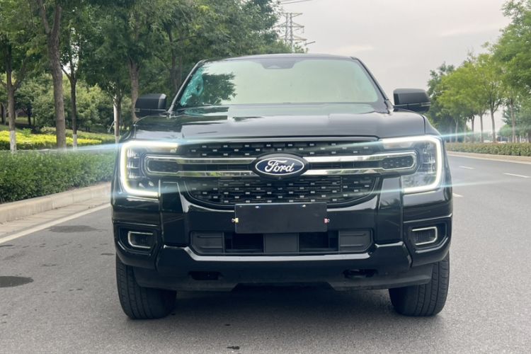 Used Ford Ranger 2025 Explore Four-Wheel Drive Automatic Version Diesel Exterior 1
