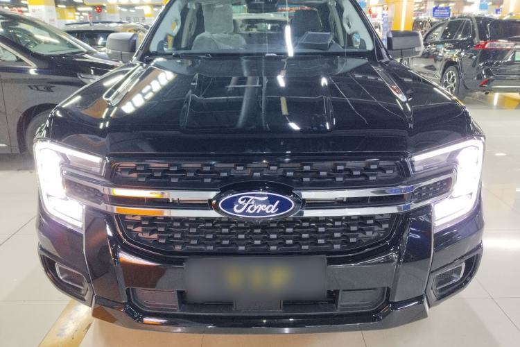 Used Ford Ranger 2025 Explore Four-Wheel Drive Automatic Version Diesel Front