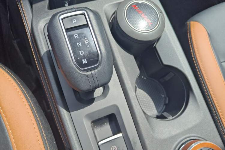 Used Ford Ranger 2025 Explore Four-Wheel Drive Automatic Version Gasoline Gear Lever