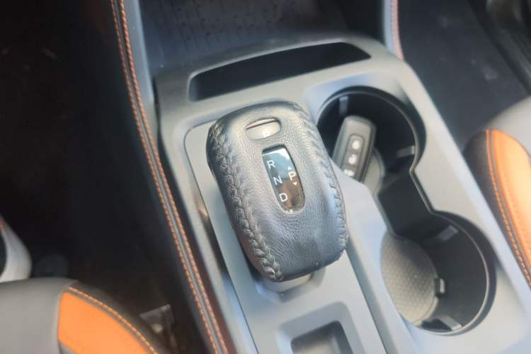 Used Ford Ranger 2025 Explore Four-Wheel Drive Automatic Version Gasoline Gear Lever