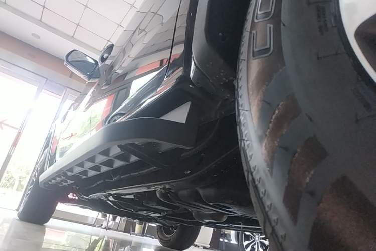 Used Ford Ranger 2025 Explore Four-Wheel Drive Automatic Version Diesel Left Side Sill