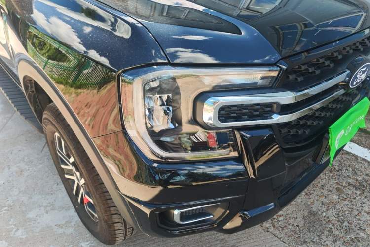 Used Ford Ranger 2025 Explore Four-Wheel Drive Automatic Version Gasoline Right Front Headlight
