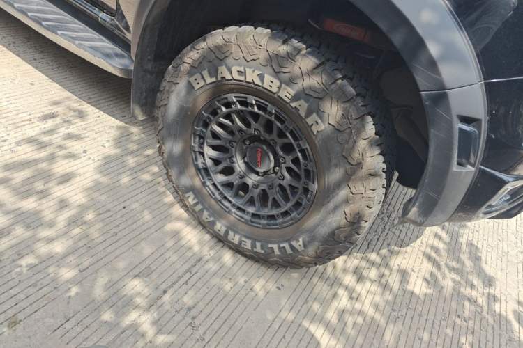 Used Ford Ranger 2025 Explore Four-Wheel Drive Automatic Version Gasoline Right Front Wheel Hub
