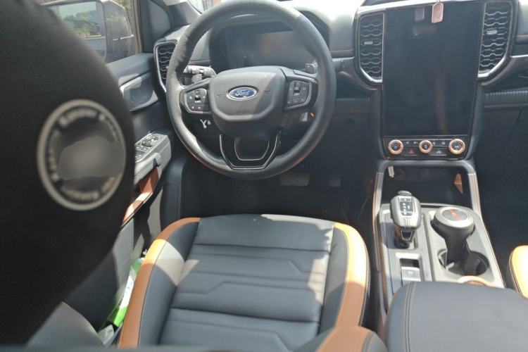 Used Ford Ranger 2025 Explore Four-Wheel Drive Automatic Version Gasoline Steering Wheel