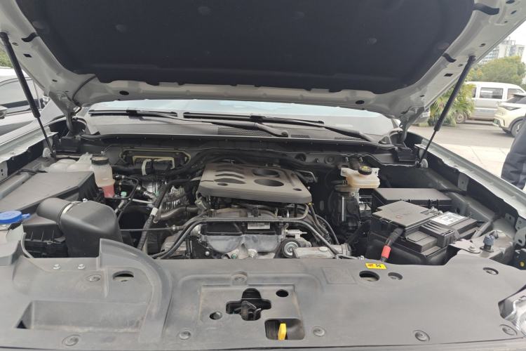 Used Ford Ranger 2025 Sand Fox Special Edition Gasoline Engine Bay