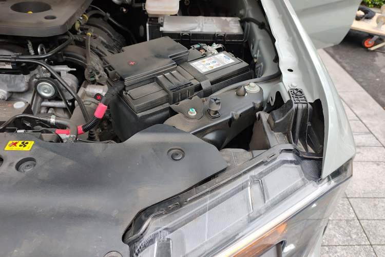 Used Ford Ranger 2025 Sand Fox Special Edition Gasoline Engine Bay Left