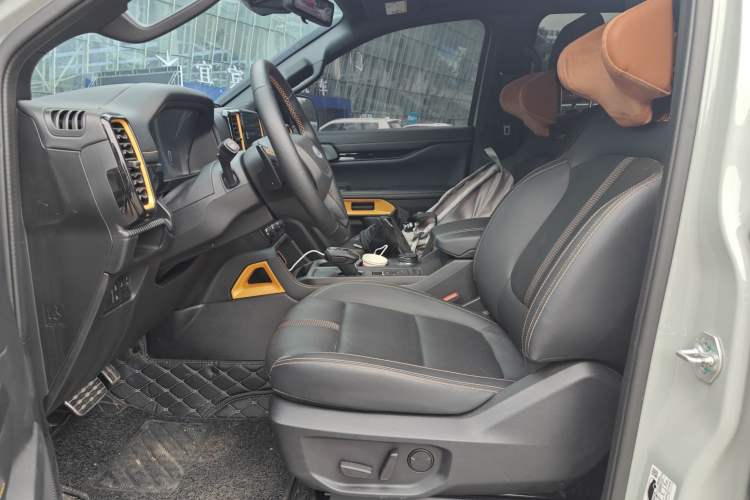 Used Ford Ranger 2025 Sand Fox Special Edition Gasoline Left Front Seat