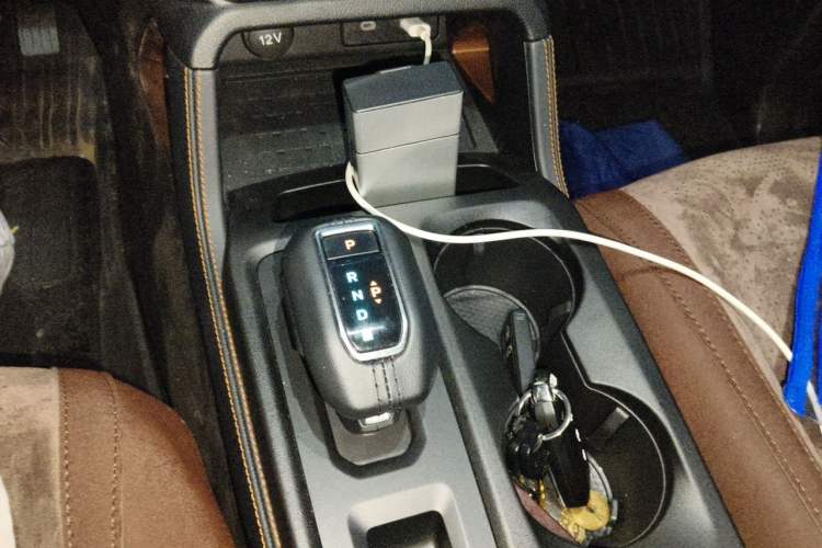Used Ford Ranger 2025 Explore Four-Wheel Drive Automatic Off-Road Version – Gasoline Gear Lever