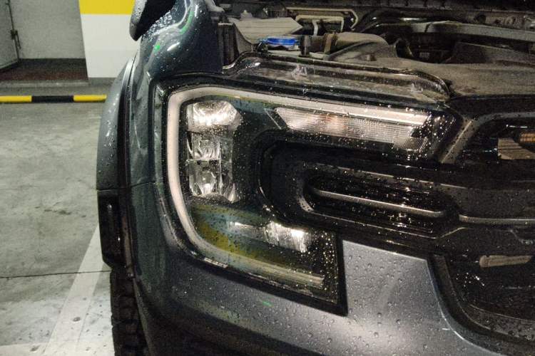 Used Ford Ranger 2025 Explore Four-Wheel Drive Automatic Off-Road Version – Gasoline Right Front Headlight