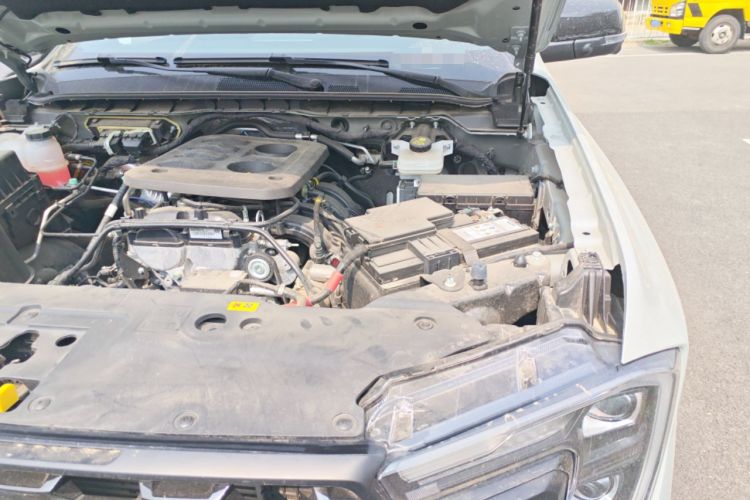 Used Ford Ranger 2025 Sand Fox Special Edition Gasoline Engine Bay Left