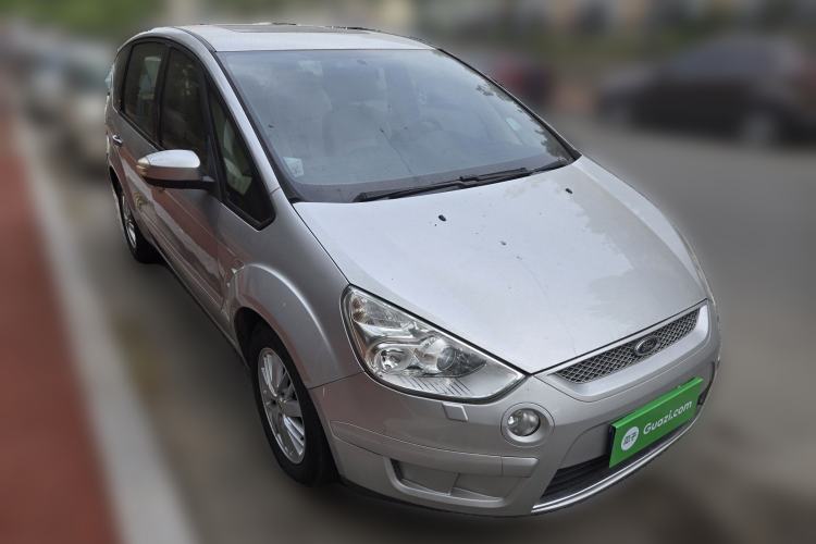 Used Ford S-MAX 2007 2.3L Luxury Model Front Right 45 Deg