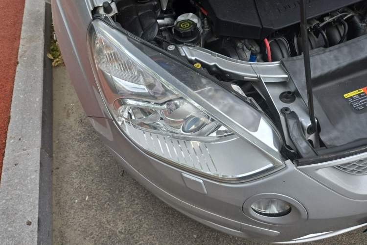 Used Ford S-MAX 2007 2.3L Luxury Model Right Front Headlight