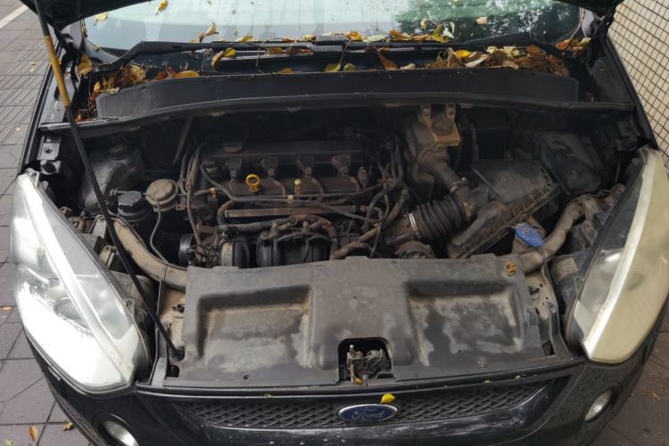 Used Ford S-MAX 2008 2.3L 7-Seater Luxury Version Engine Bay