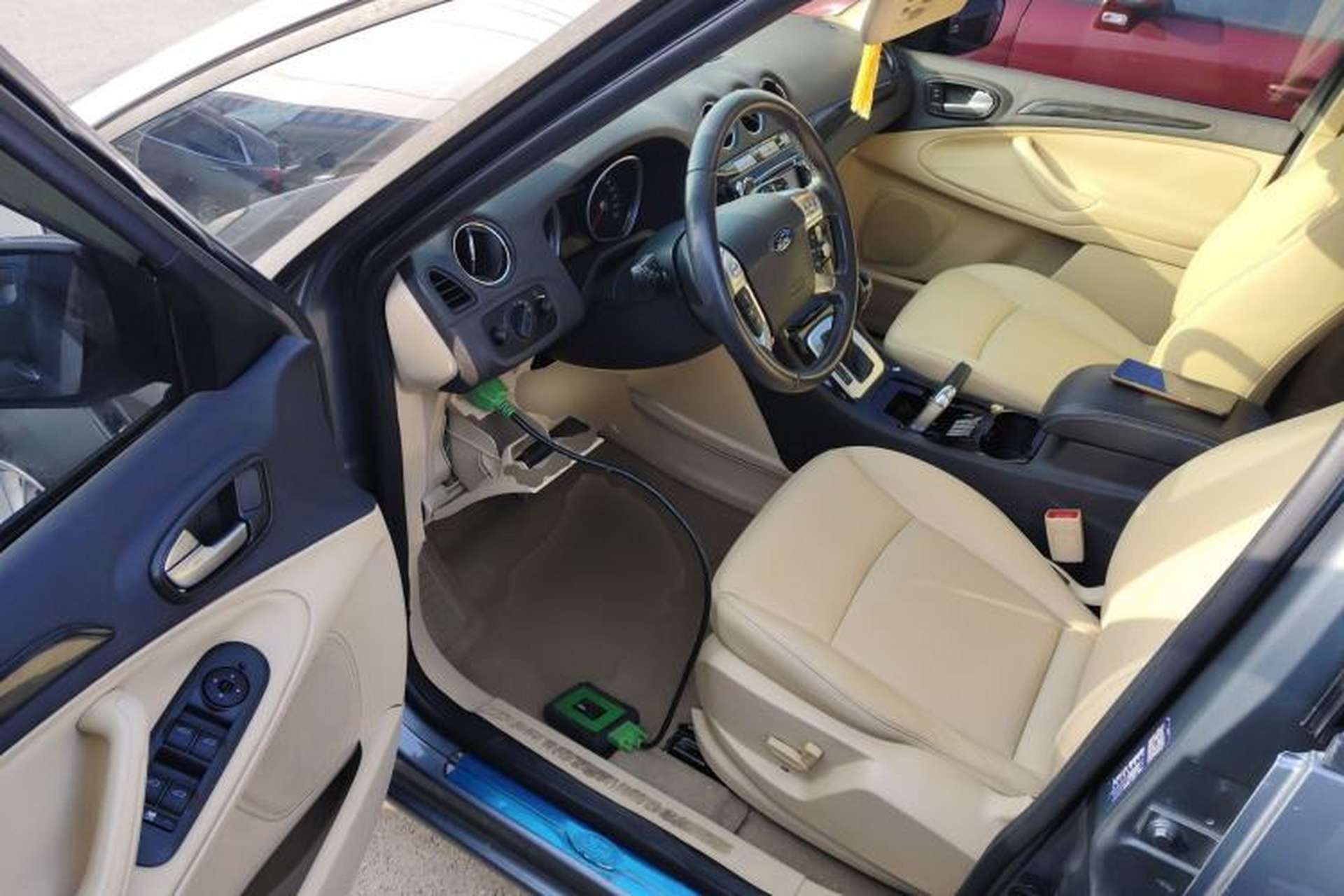 Used Ford S-MAX 2008 2.3L 7-Seater Luxury Version Driver Seat