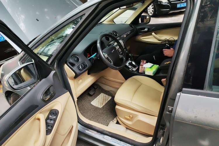 Used Ford S-MAX 2008 2.3L 7-Seater Fashion Edition Driver Seat