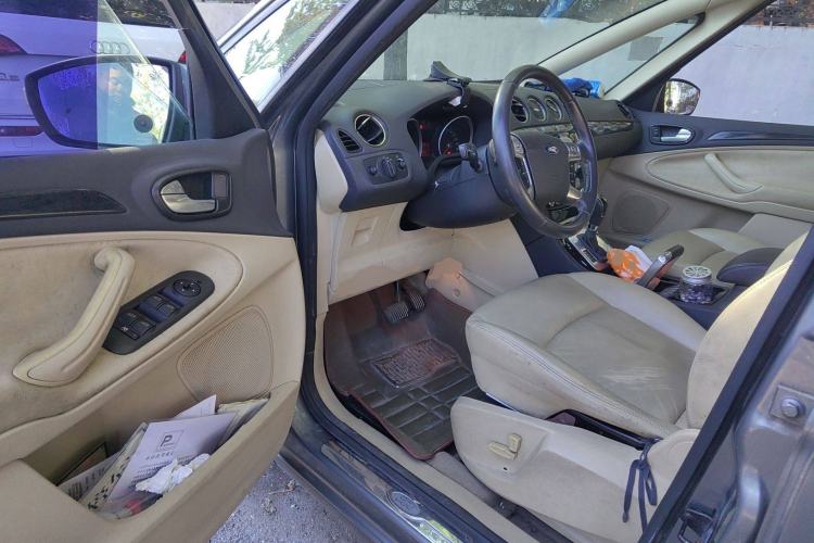 Used Ford S-MAX 2008 2.3L 7-Seater Luxury Version Driver Seat