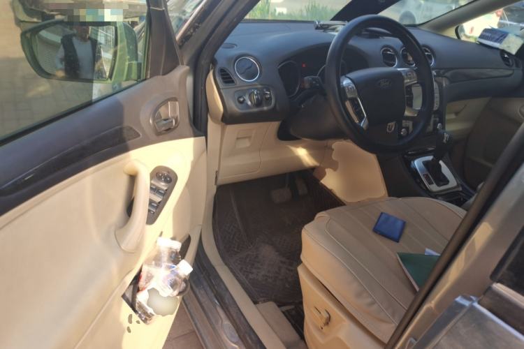 Used Ford S-MAX 2008 2.3L 7-Seater Luxury Version Driver Seat