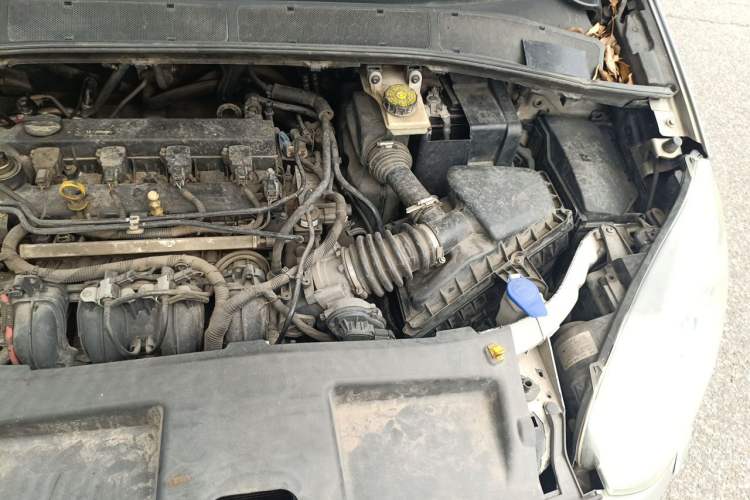 Used Ford S-MAX 2008 2.3L 7-Seater Flagship Version Engine Bay Left