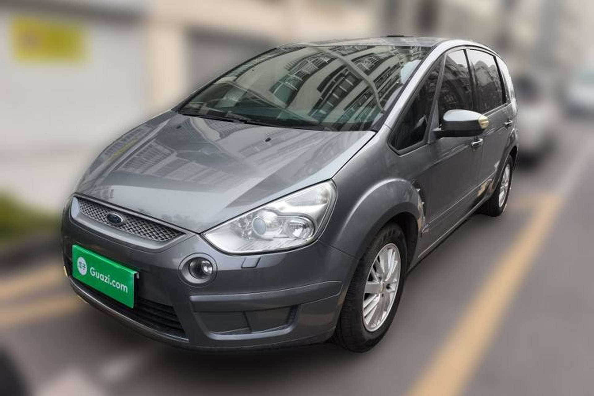 Used Ford S-MAX 2008 2.3L 7-Seater Luxury Version Front Left 45 Deg