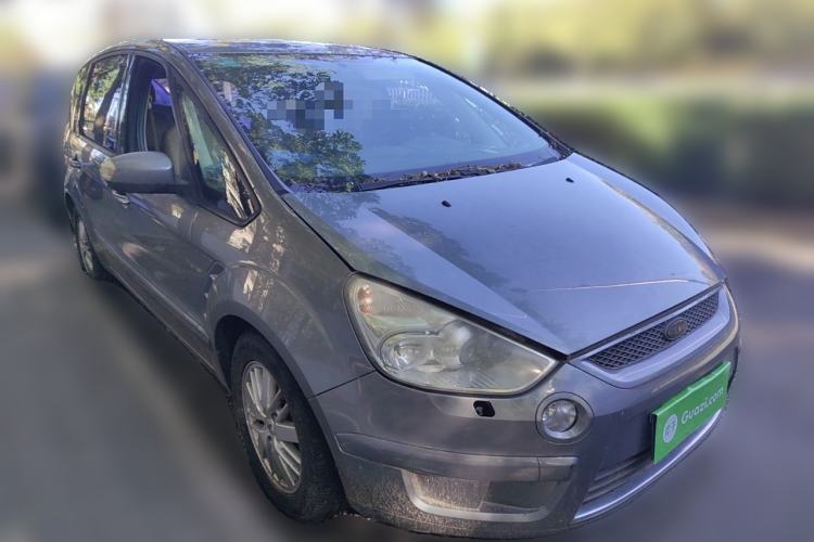 Used Ford S-MAX 2008 2.3L 7-Seater Luxury Version Front Right 45 Deg