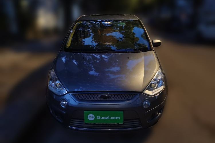 Used Ford S-MAX 2008 2.3L 7-Seater Luxury Version Front