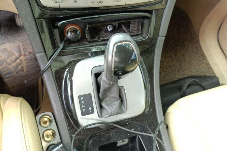 Used Ford S-MAX 2008 2.3L 7-Seater Flagship Version Gear Lever